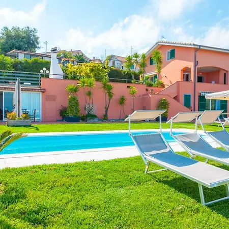 Maddalena Villa
